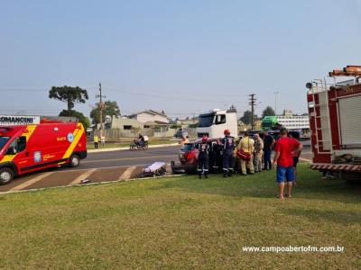 LS: ColisÃ£o entre caminhao e carro de passeio Ã© registrada no trevo de acesso a cidade