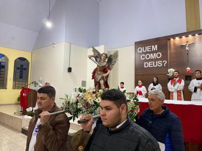 Missas com Novenas em louvor a SÃ£o Miguel iniciaram em Laranjeiras do Sul