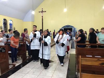 Missa com Novenas em louvor a SÃ£o Miguel reuniu dezenas de FiÃ©is neste sÃ¡bado (21)