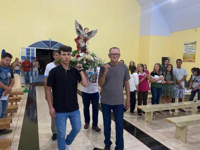 Missa com Novenas em louvor a SÃ£o Miguel reuniu dezenas de FiÃ©is neste sÃ¡bado (21)