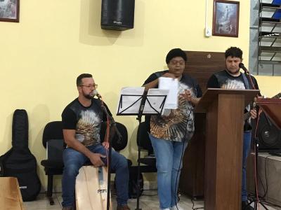 3Âº dia da Novena em louvor a SÃ£o Miguel teve a participaÃ§Ã£o da Comunidade Frei GalvÃ£o e RCC