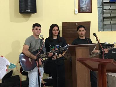 4Âº dia das Missas com Novenas no Bairro SÃ£o Miguel teve a participaÃ§Ã£o da Capela SÃ£o Marcos e MMJX