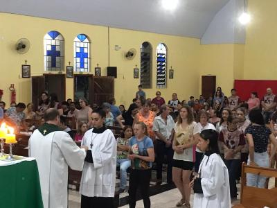 Missas com Novenas na comunidade SÃ£o Miguel de Laranjeiras do Sul teve a participaÃ§Ã£o das Capelas Santo AntÃ´nio e SÃ£o 