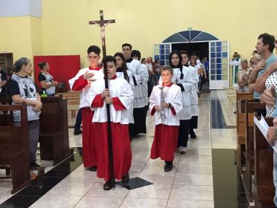 6Âº Dia das Missas com Novenas no Bairro SÃ£o Miguel de Laranjeiras do Sul foi Presidida pelo Padre SebastiÃ£o Gulart