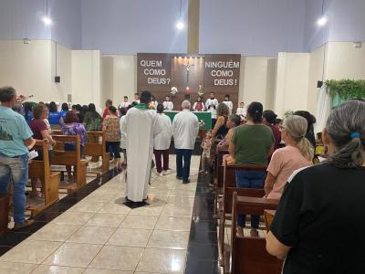 6Âº Dia das Missas com Novenas no Bairro SÃ£o Miguel de Laranjeiras do Sul foi Presidida pelo Padre SebastiÃ£o Gulart