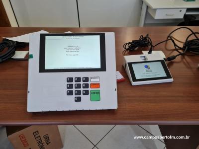PreparaÃ§Ã£o das urnas eletrÃ´nicas para as eleiÃ§Ãµes 2024 Ã© concluÃ­da em Laranjeiras do Sul