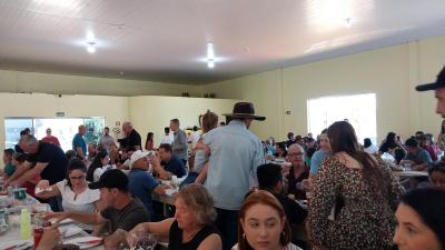 Festa em louvor a SÃ£o Miguel em Laranjeiras do Sul atraiu centenas de fiÃ©is