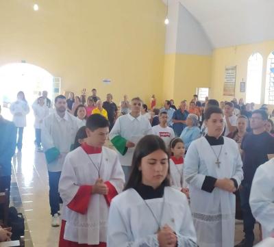 Festa em louvor a SÃ£o Miguel em Laranjeiras do Sul atraiu centenas de fiÃ©is