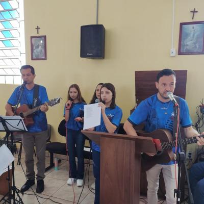 Festa em louvor a SÃ£o Miguel em Laranjeiras do Sul atraiu centenas de fiÃ©is