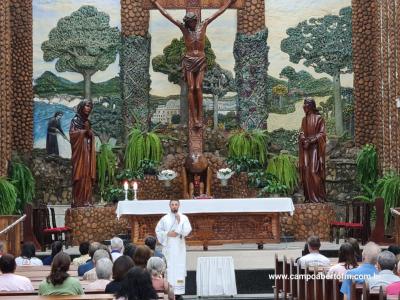 LS: CelebraÃ§Ã£o de peregrinaÃ§Ã£o da Imagem de Nossa Senhora Aparecida abriu a programaÃ§Ã£o religiosa da festa
