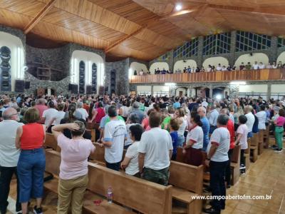 LS: CelebraÃ§Ã£o de peregrinaÃ§Ã£o da Imagem de Nossa Senhora Aparecida abriu a programaÃ§Ã£o religiosa da festa