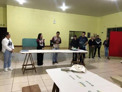 ComissÃ£o Organizadora da Festa da Comunidade SÃ£o Miguel de Laranjeiras do Sul realiza entrega de prÃªmios e prestaÃ§Ã£o de contas