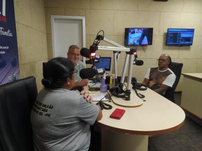 Equipe da Comunidade Frei GalvÃ£o do BancÃ¡rio visitou a Campo Aberto FM