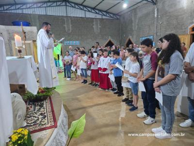 Caravana Evangelizar da Campo Aberto FM participou da Missa Solene de Frei GalvÃ£o