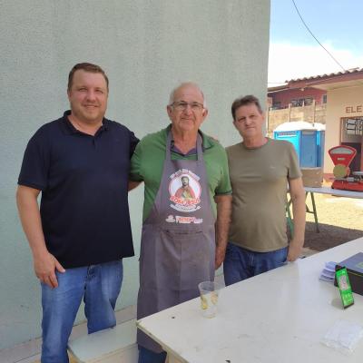 LS: Igreja Ucraniana realiza festa e consagraÃ§Ã£o do Crisma e 1Âª Eucaristia 