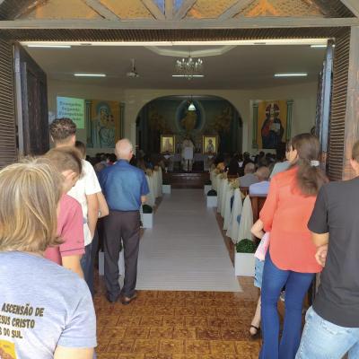 LS: Igreja Ucraniana realiza festa e consagraÃ§Ã£o do Crisma e 1Âª Eucaristia 