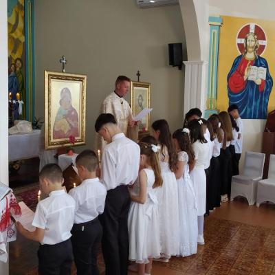 LS: Igreja Ucraniana realiza festa e consagraÃ§Ã£o do Crisma e 1Âª Eucaristia 