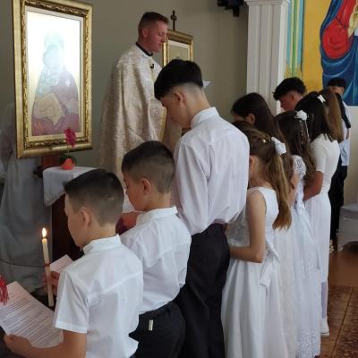 LS: Igreja Ucraniana realiza festa e consagraÃ§Ã£o do Crisma e 1Âª Eucaristia 