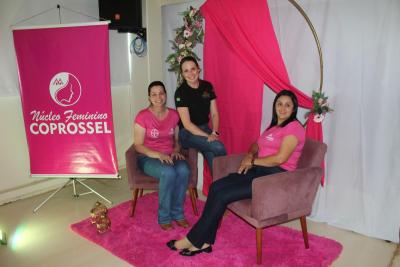 Coprossel Realiza Encontro de ConscientizaÃ§Ã£o para a SaÃºde Feminina no Outubro Rosa