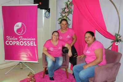 Coprossel Realiza Encontro de ConscientizaÃ§Ã£o para a SaÃºde Feminina no Outubro Rosa