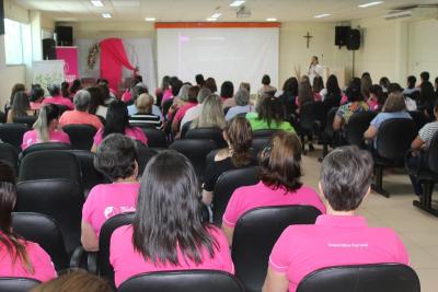Coprossel Realiza Encontro de ConscientizaÃ§Ã£o para a SaÃºde Feminina no Outubro Rosa