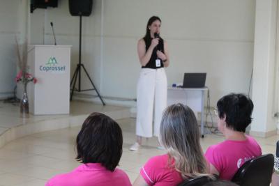Coprossel Realiza Encontro de ConscientizaÃ§Ã£o para a SaÃºde Feminina no Outubro Rosa