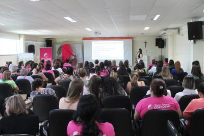 Coprossel Realiza Encontro de ConscientizaÃ§Ã£o para a SaÃºde Feminina no Outubro Rosa