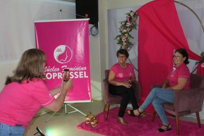 Coprossel Realiza Encontro de ConscientizaÃ§Ã£o para a SaÃºde Feminina no Outubro Rosa
