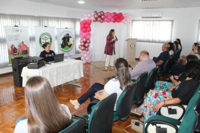 ReuniÃ£o da ComissÃ£o de Mulheres Rurais em Laranjeiras do Sul: LideranÃ§a e Fortalecimento da Mulher no Campo