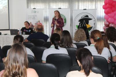 ReuniÃ£o da ComissÃ£o de Mulheres Rurais em Laranjeiras do Sul: LideranÃ§a e Fortalecimento da Mulher no Campo