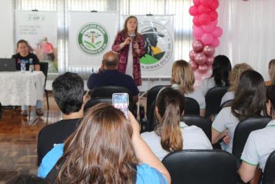ReuniÃ£o da ComissÃ£o de Mulheres Rurais em Laranjeiras do Sul: LideranÃ§a e Fortalecimento da Mulher no Campo