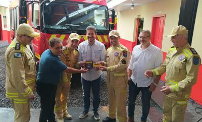 LS: Corpo de Bombeiros realiza cerimÃ´nia de entrega de caminhÃ£o Auto Bomba Tanque e Resgate 