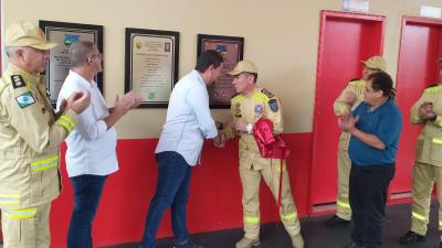 LS: Corpo de Bombeiros realiza cerimÃ´nia de entrega de caminhÃ£o Auto Bomba Tanque e Resgate 