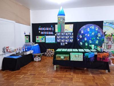 7Âª Feira de CiÃªncias do CMEI Nossa Senhora das GraÃ§as encanta com tema sobre o Universo