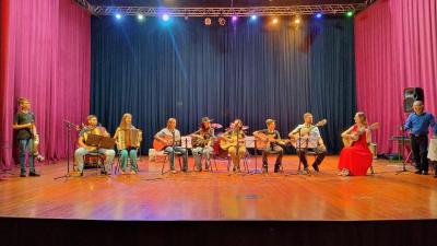 Recital DÃ³ RÃ© Miranda de Laranjeiras do Sul Encanta PÃºblico no Cine Teatro Iguassu