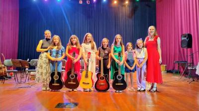Recital DÃ³ RÃ© Miranda de Laranjeiras do Sul Encanta PÃºblico no Cine Teatro Iguassu