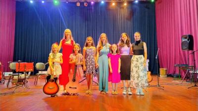 Recital DÃ³ RÃ© Miranda de Laranjeiras do Sul Encanta PÃºblico no Cine Teatro Iguassu