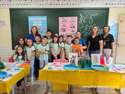 Escola Irma Inez Vailatti de Porto Barreiro realizou no Ãºltimo sÃ¡bado, Mostra PedagÃ³gica