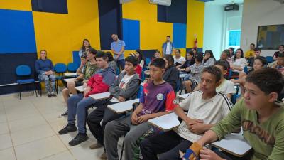 Centro da Juventude e RÃ¡dio Campo Aberto realizaram a Entrega Certificados aos Alunos do Projeto Jovens Comunicadores