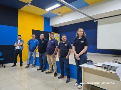 Centro da Juventude e RÃ¡dio Campo Aberto realizaram a Entrega Certificados aos Alunos do Projeto Jovens Comunicadores