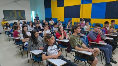 Centro da Juventude e RÃ¡dio Campo Aberto realizaram a Entrega Certificados aos Alunos do Projeto Jovens Comunicadores