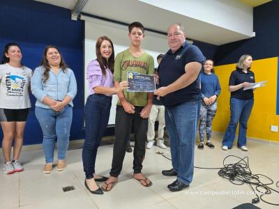 Centro da Juventude e RÃ¡dio Campo Aberto realizaram a Entrega Certificados aos Alunos do Projeto Jovens Comunicadores