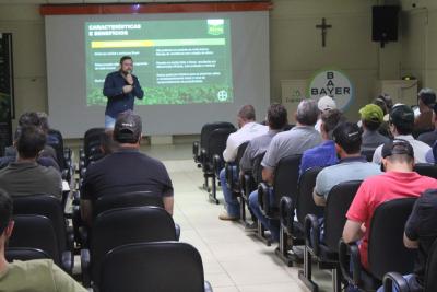 Coprossel e Bayer promovem treinamento tÃ©cnico com foco em novas tecnologias agrÃ­colas