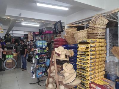 BRN AgroveterinÃ¡ria comemora 4 anos em Laranjeiras do Sul 