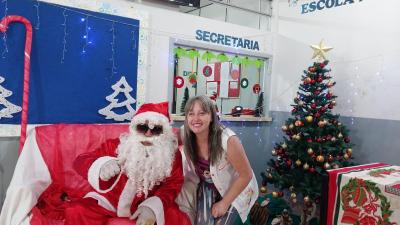Entrega de presentes do Papai Noel dos Correios leva alegria Ã s crianÃ§as em Laranjeiras do Sul
