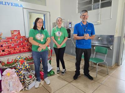Papai Noel dos Correios entregou os Ãºltimos presentes na tarde desta sexta em Laranjeiras do Sul