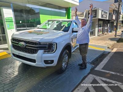 Sicredi Grandes Lagos encerra campanha â€˜Sorte Premiada 2024â€™ com entrega de camionete e Volkswagem Taos