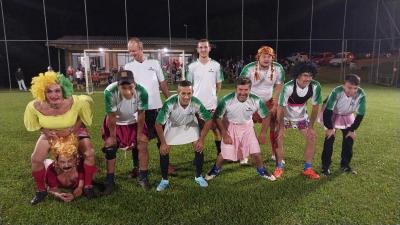 Realizada em Laranjeiras do Sul a 1Âª Copa Fase de Futebol de Saia 