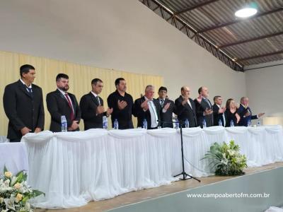 Vanderlei Wolff toma posse para 2Âº mandato como prefeito de Porto Barreiro