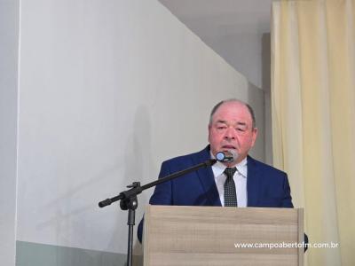Vanderlei Wolff toma posse para 2Âº mandato como prefeito de Porto Barreiro